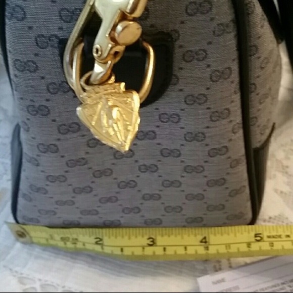 GUCCI VINTAGE SET (Purse,Wallet,Strap & Case) - Picture 3 of 8